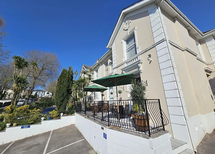 Melba House (Adults Only) Bed & Breakfast Torquay